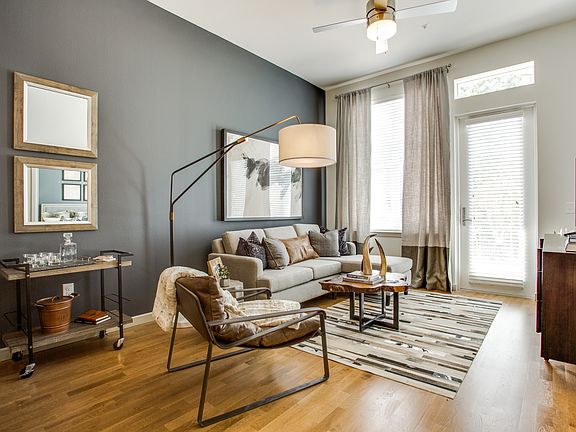 2nd image of 2112 Boll St APT 235