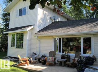 516 5th St, West Cove, AB T0E0A2