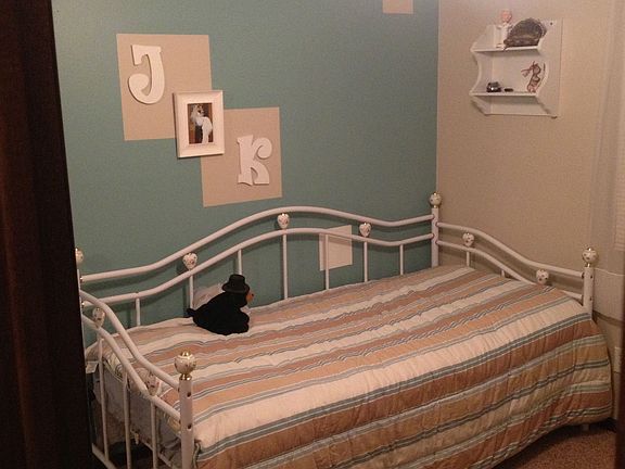 Bed Room