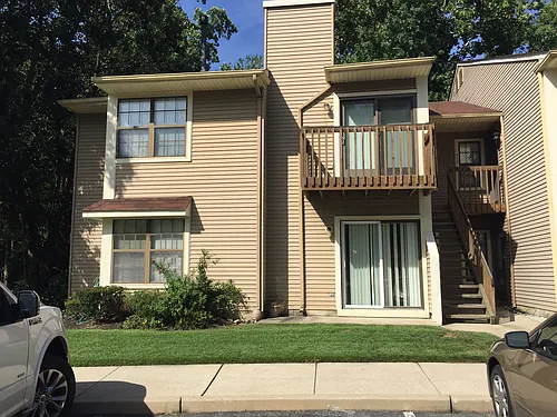 413 Durham Ct #1 Photo 1