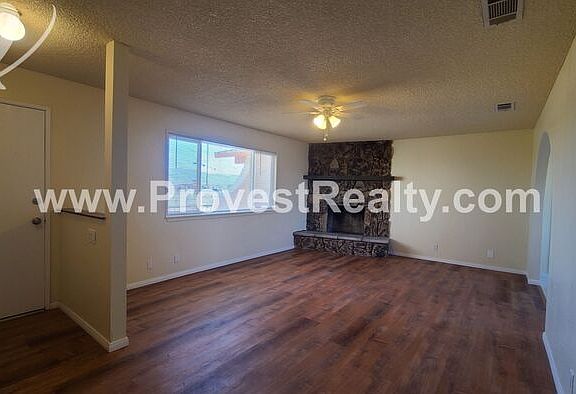 4th image of 10376 Timberlane Ave