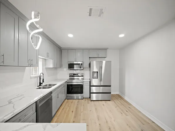 3501 Farmer St, Houston, TX 77020