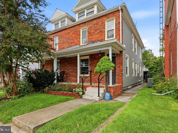 105 S Illinois Ave, Martinsburg, WV 25401