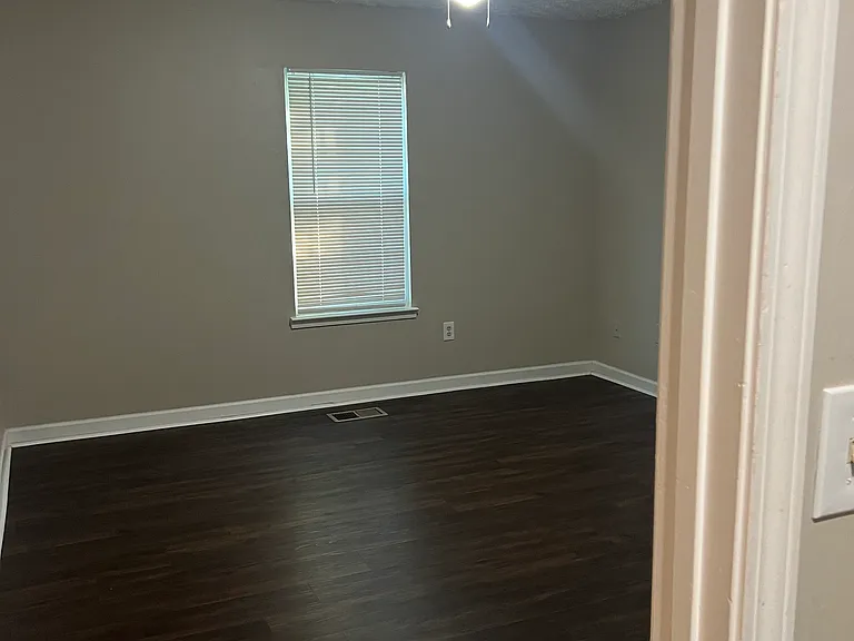 3543 Hopkins Ct — Photo 9