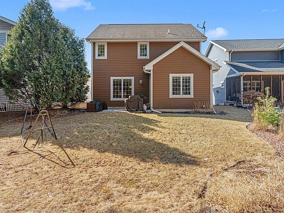 5th image of 813 Pine Hill Dr