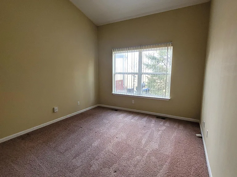 25002 Riema St — Photo 13