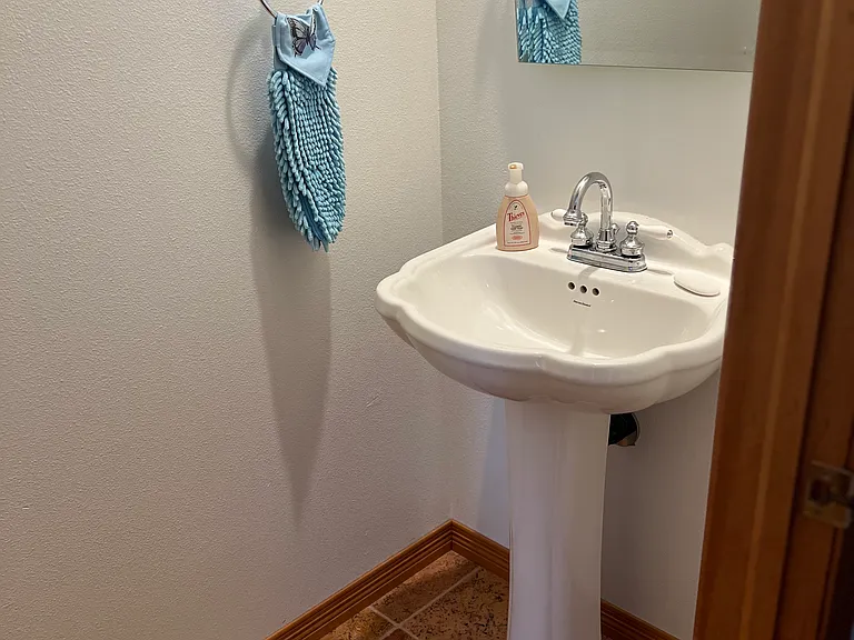 5487 Summit Blvd — Photo 12
