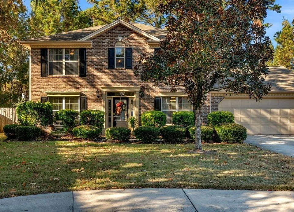 16 Charter Oak Ct