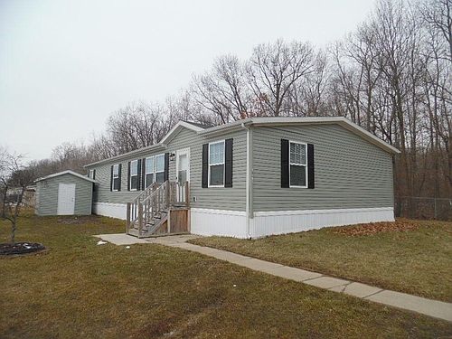 1st image of 28270 Spruce Dr