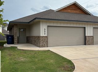 552 S Cemetery Rd, Yukon, OK 73099