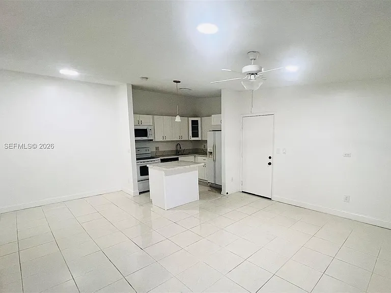 9743 W McNab Rd #209 — Photo 4
