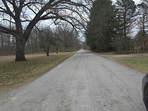 4th image of 10886 Darling Rd