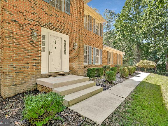 2nd image of 12745 Amberleigh Ln