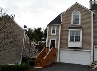 2730 Meadowcrest Ct, Wexford, PA 15090