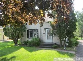 2686 Stillwater Rd E, Maplewood, MN 55119