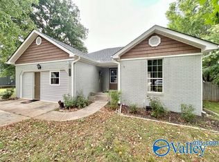 132 Landing Cir, Hazel Green, AL 35750