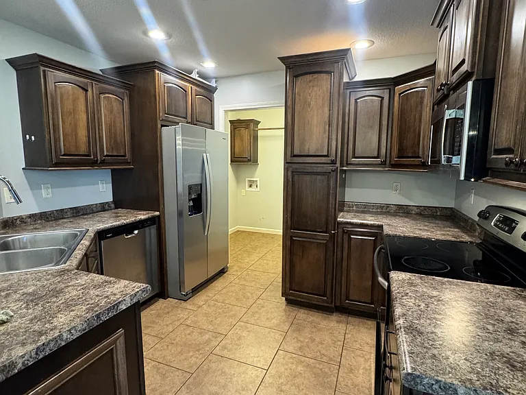 4741 Wildwood Ln — Photo 6