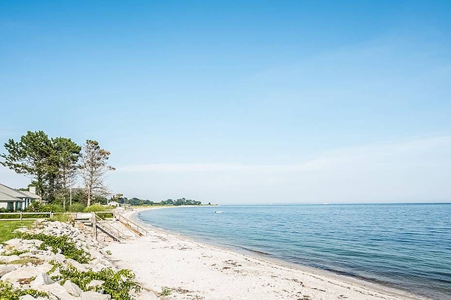 14B Shore Rd, Waterford, CT 06385 Zillow