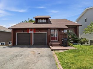15 Torngat Cres, St. John's, NL A1E5W7