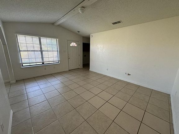 5th image of 4204 Shawn Dr APT A