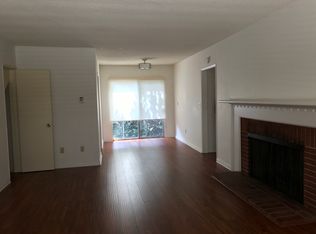 73 Suffolk Ave APT B, Sierra Madre, CA 91024