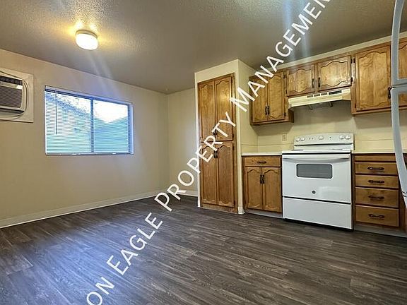 3rd image of 6749 W Denton Ln