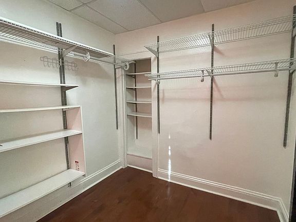 2nd image of 276 Logan Ave Floor 2