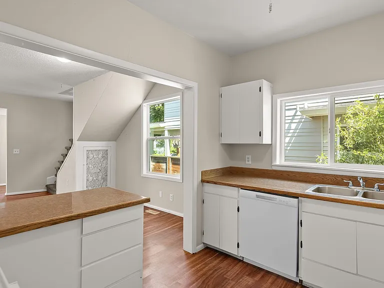 7110 SE Cora St — Photo 10