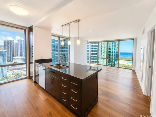 1189 Waimanu St APT 2805, Honolulu, HI 96814