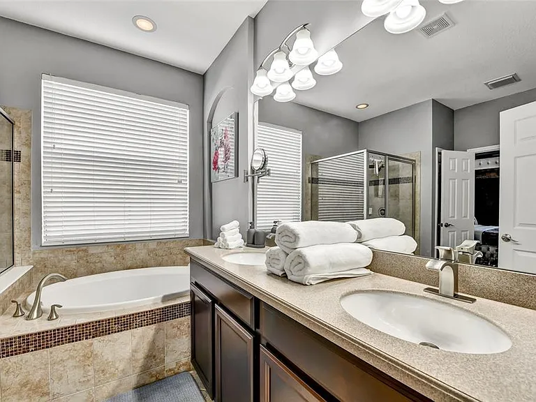 7514 Forest Mere Dr — Photo 22