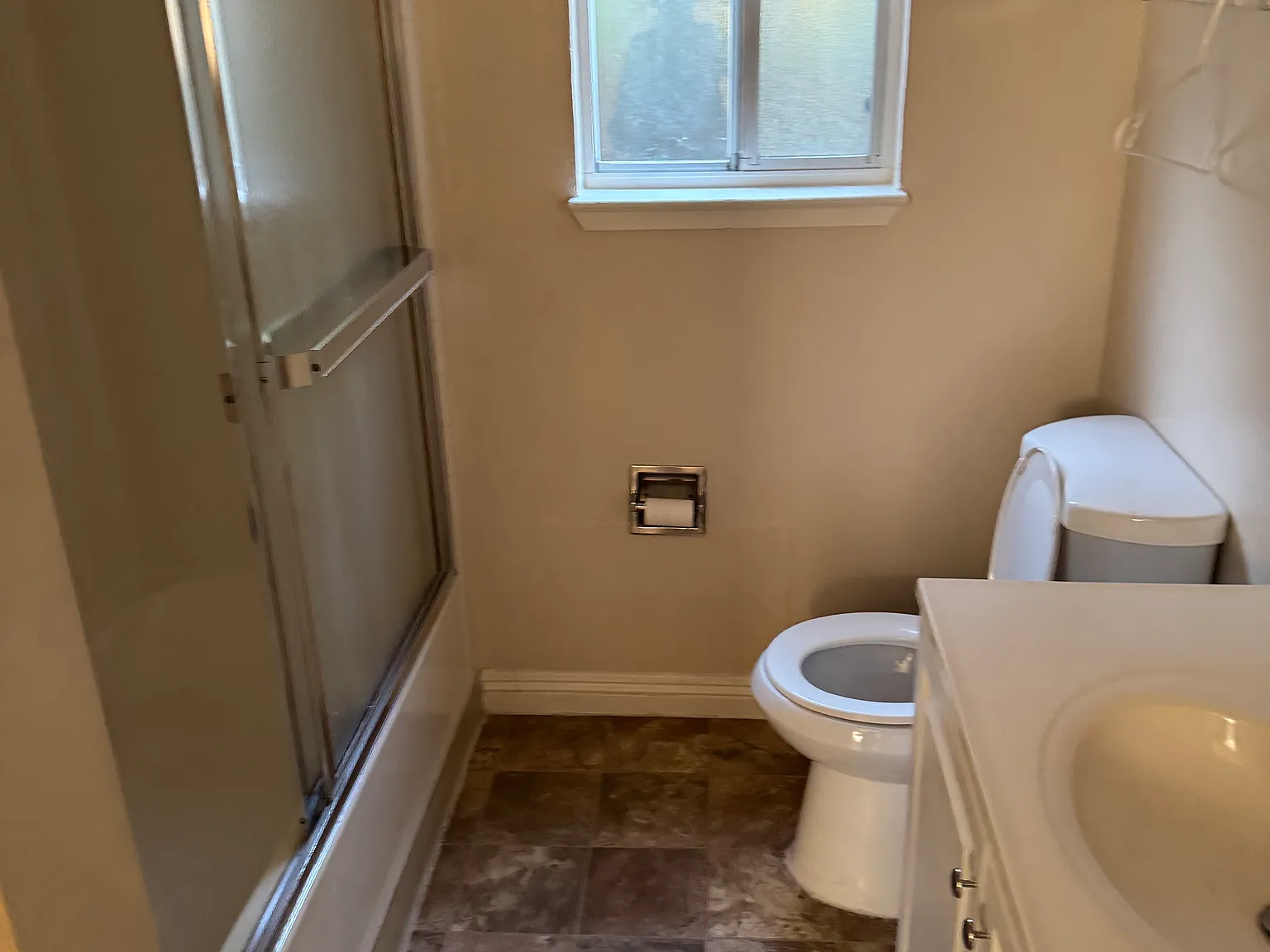 4141 Broadway — Photo 3