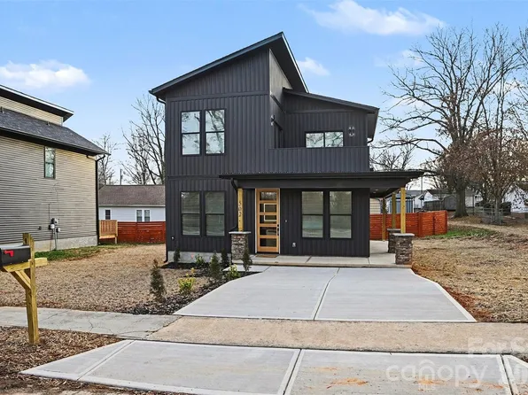 502 Milton L Taylor St, Kannapolis, NC 28083