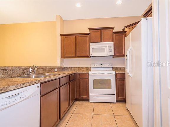 5th image of 2861 Adelaide Ct