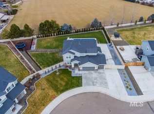 946 W Smallwood Ct, Meridian, ID 83642