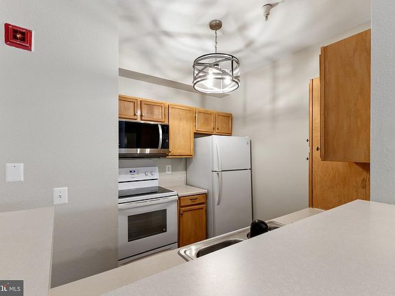 5th image of 1530 Spring Gate Dr Unit 9312