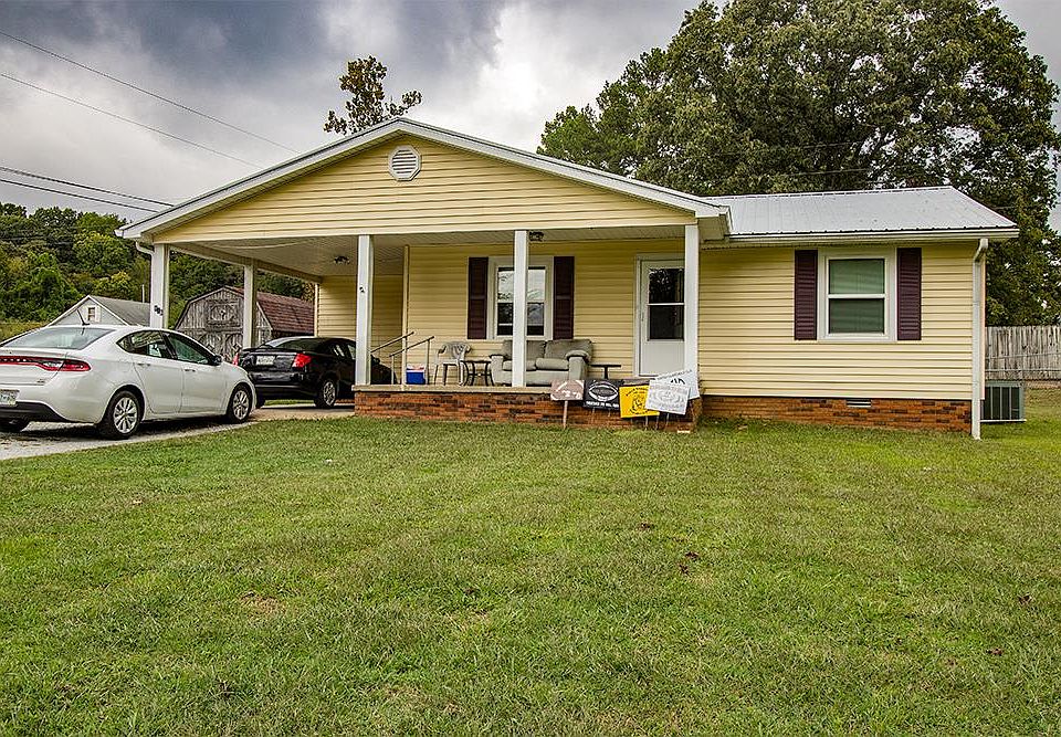 1st image of 146 Cypress Ln