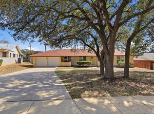 8702 Dudley Dr, San Antonio, TX 78230