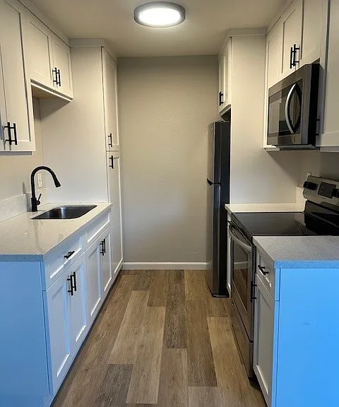 3875 Van Dyke Ave #12 — Photo 4