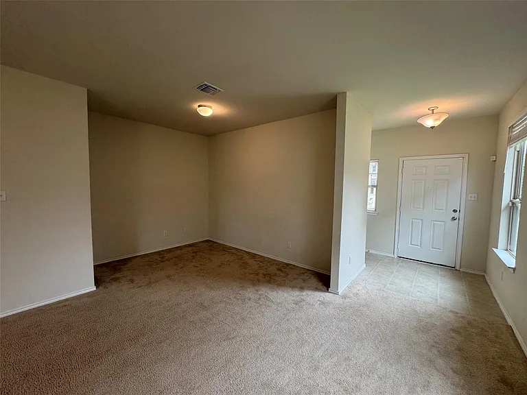 250 Zuma Dr — Photo 13