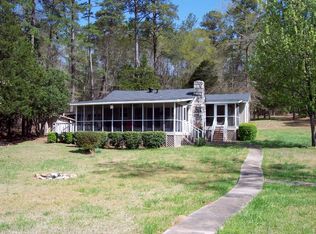 558 Jackson Lake Inn Rd, Jackson, GA 30233