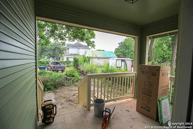1138 Iowa St — Photo 8