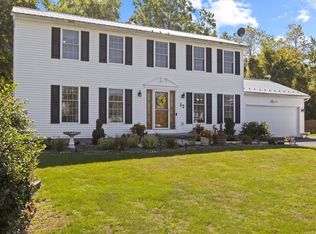 12 Traciann Dr, Hamlin, NY 14464