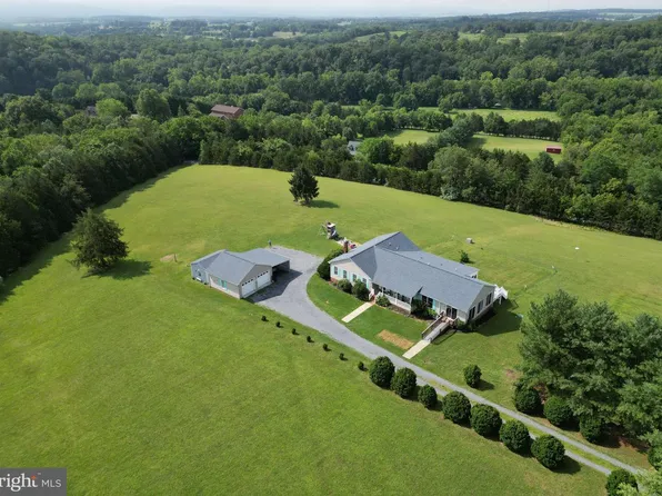217 Silver Bell Ln, Luray, VA 22835