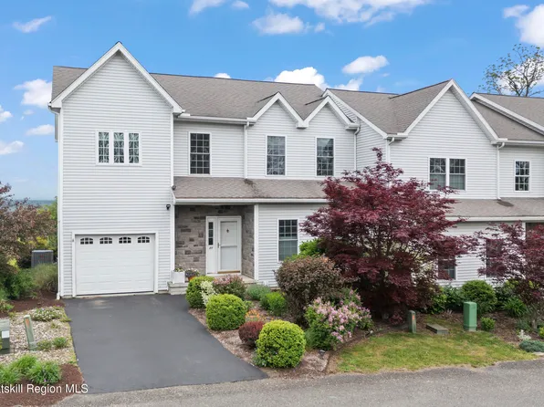 21 Academy Hill Drive, Hudson, NY 12534