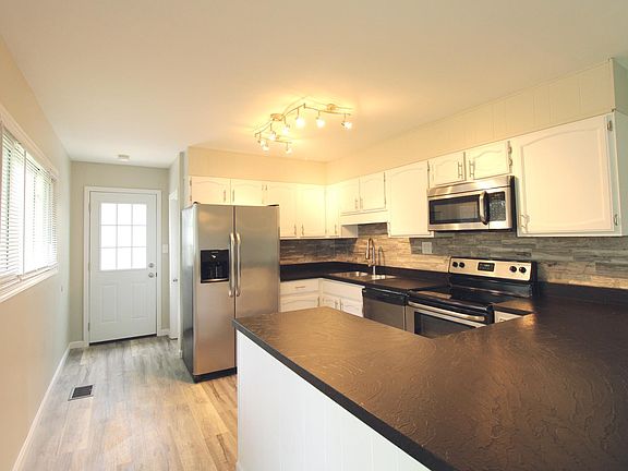 Stainless Steel Appliances!