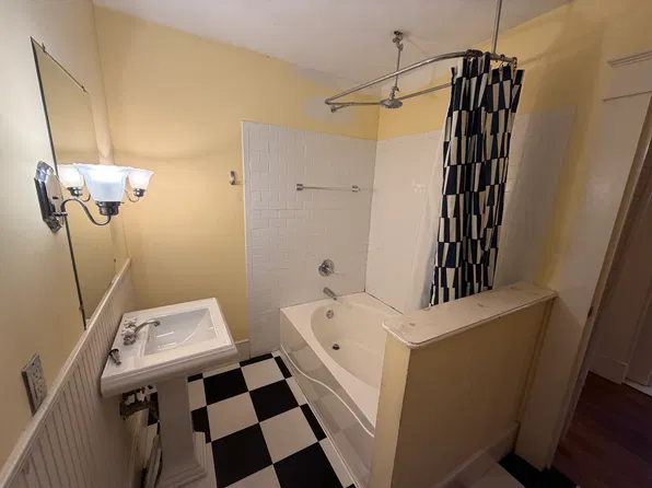 1528 Cambridge Ave #2, Atlanta, GA 30337