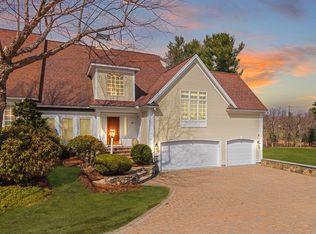 31 Bobby Jones Dr #31, Andover, MA 01810