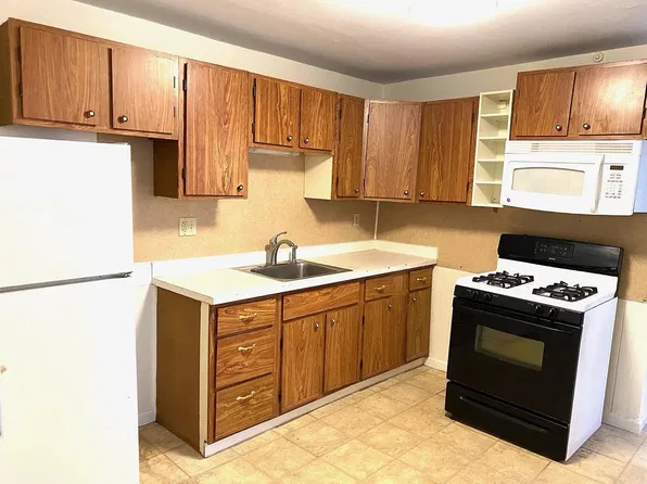 420 Main St, Winsted, CT