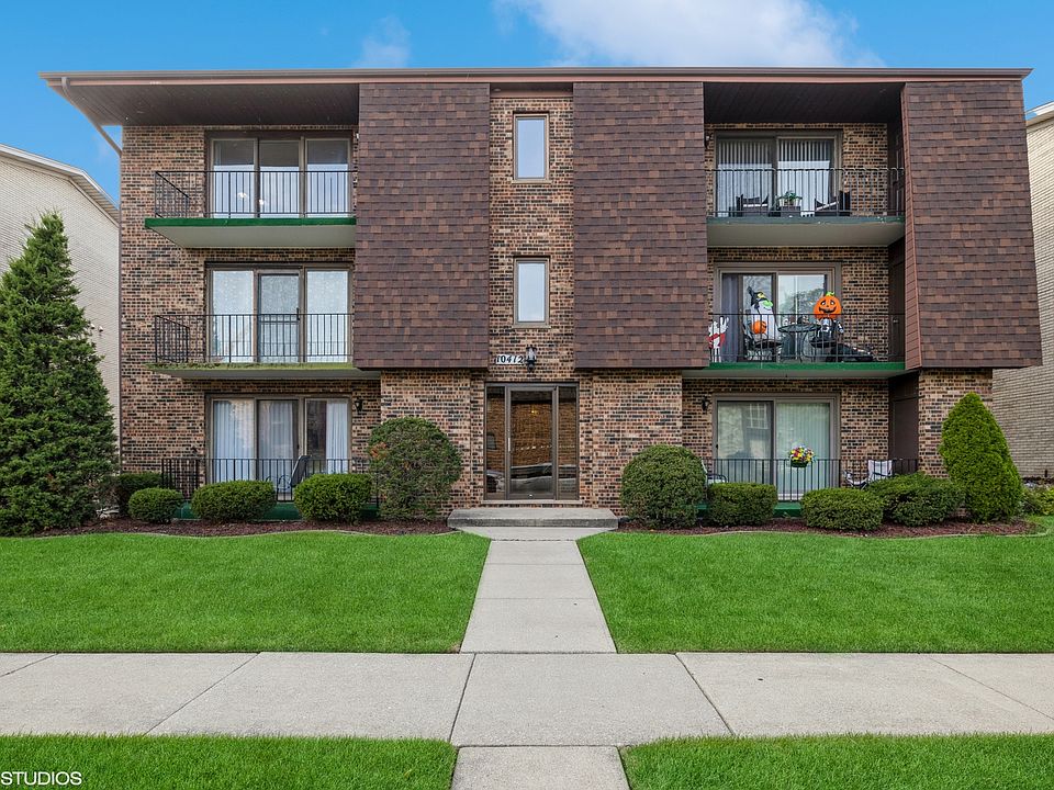 1st image of 10412 S Komensky Ave APT 3S