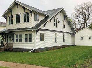 208 S Main St, Paullina, IA 51046
